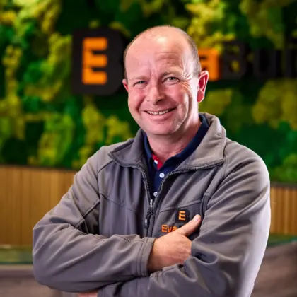 Andrew Madgwick colour